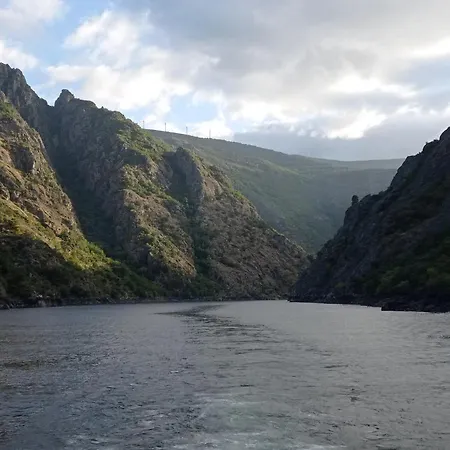 O Noso Lar - Ribeira Sacra Semesterbostad *
